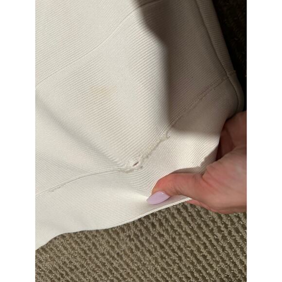 BCBGMAXAZRIA Women's Skirt White Silvie Bandage Bodycon Textured Mini Size XS - Picture 4 of 5